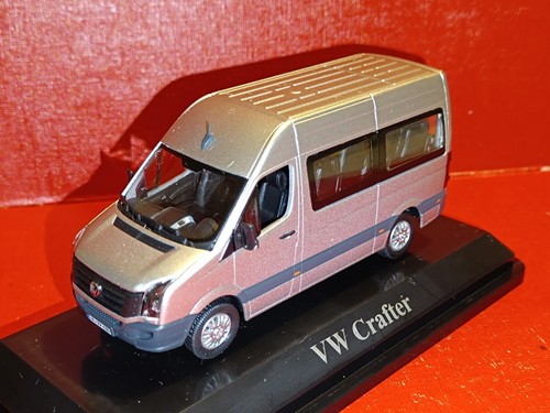 VOLKSWAGEN CRAFTER gris mini-bus 1/43 PREMIUM CLASSIXXs - Foto 2 di 5