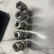 Lot-5pc Swagelok SS-600-61 , 3/8 Bulkhead union,,