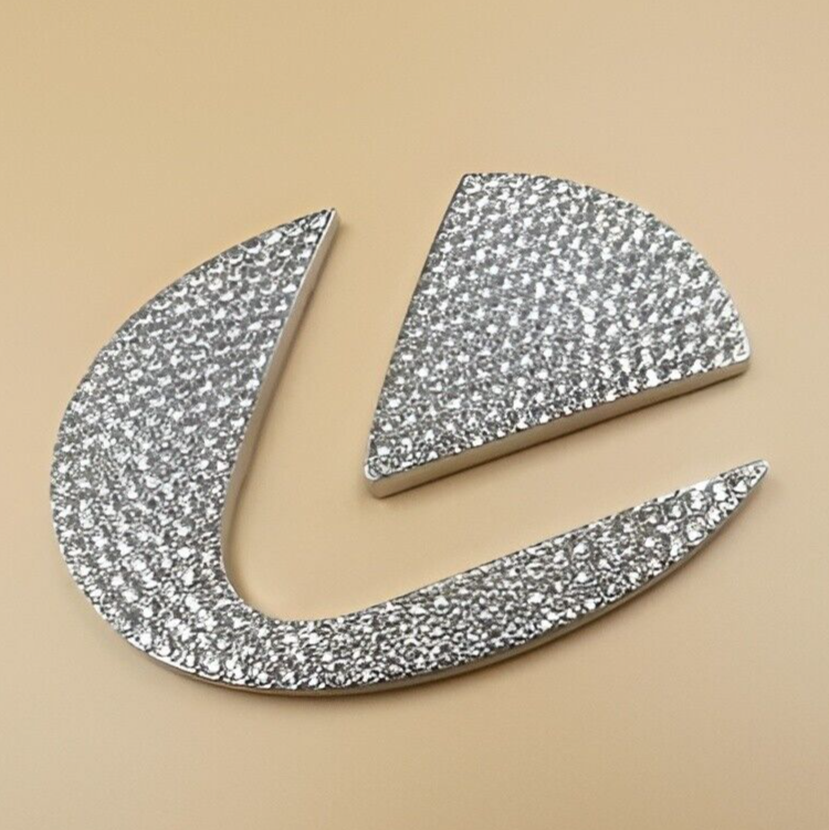 インテリアのシャレ文字 LEXUS Steering Wheel Emblem Zirconia Trim H17.3xW2.4in/H15.7xW2
