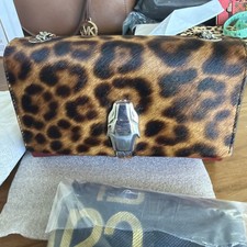 Roberto Cavalli HXLPDI 060 Borsa a tracolla rossa da donna con catena argento BN $650