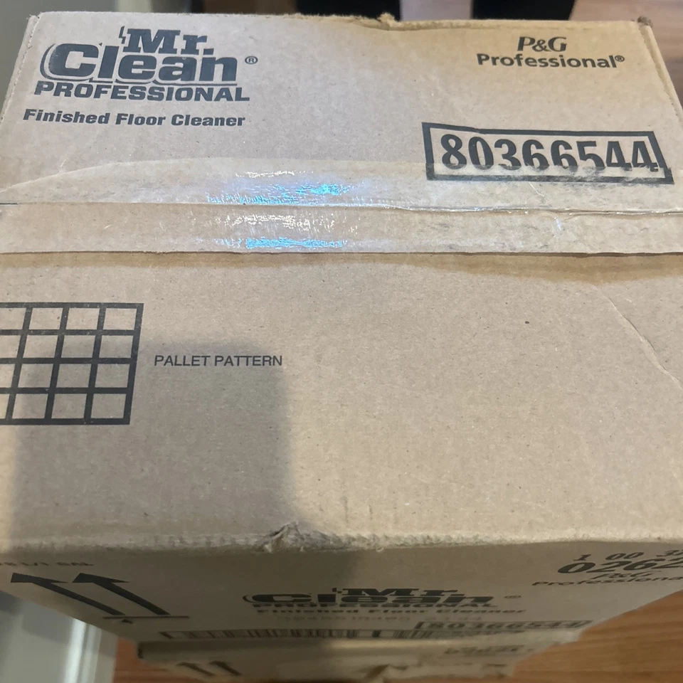 Mr. Clean 02621CT 1 Gallon Finished Floor Cleaner - Lemon Scent (3/Carton) New - Image 3 of 4