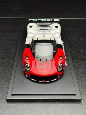専用　スパーク 18S186 1/18 Porsche 919 Porsche 919 Street Weissach Package (Racing Livery) [Spark] 1:18