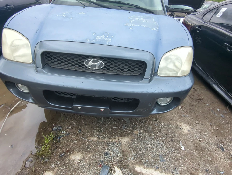 2001-2006 Hyundai Santa Fe Front Bumper - Oem LTQL2 - Image 2 of 3