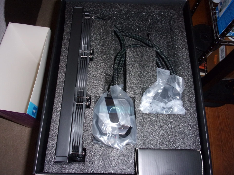NEW COOLER MASTER MasterLiquid ML360 SUB ZERO Water Cooler TEC AIO Water Cooling - Image 3 of 4