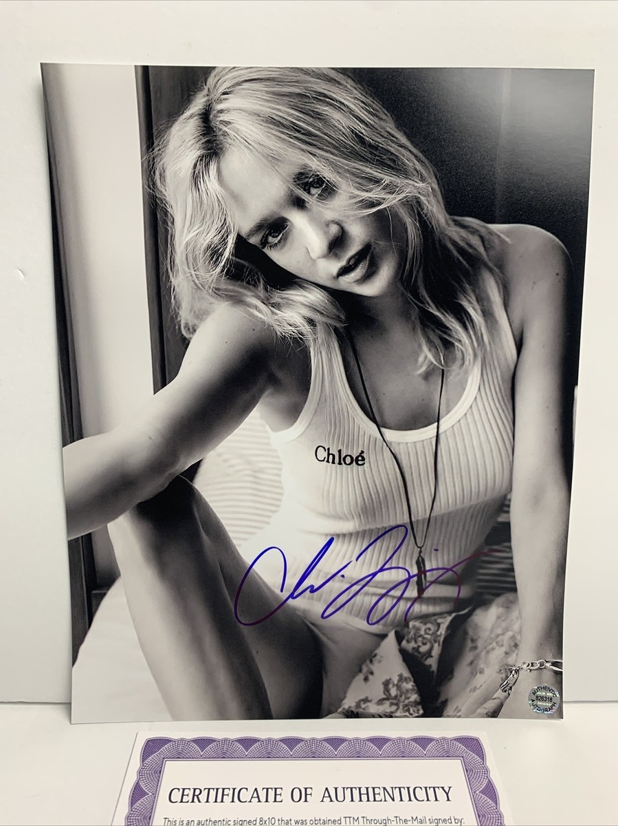 サイン入り‼️ Chloe Sevigny Harmony Korine 写真集 サイン入り‼️ Chloe Sevigny Harmony Korine 写真集 - メルカリ