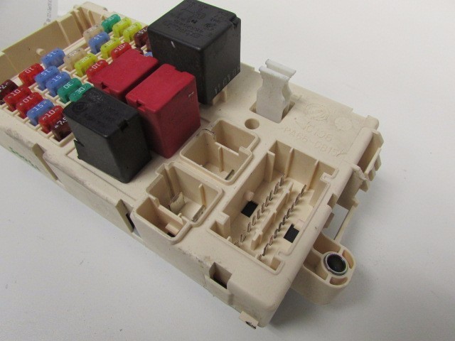 Maserati Quattroporte, LH, Left Dash Fuse Box, Used, Cracked, P/N 221967