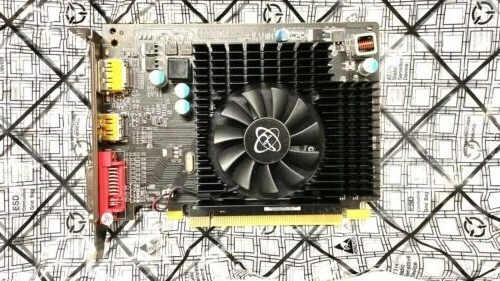 XFX play hard R6670 core edition 2GB memory - Image 4 of 4