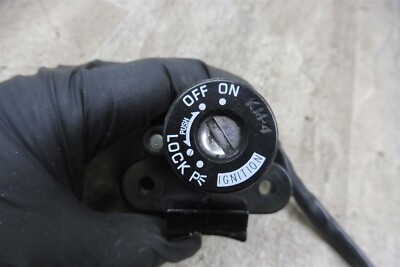 1999 Kawasaki ZX600 Ninja K153-1) ignition switch lock set no key