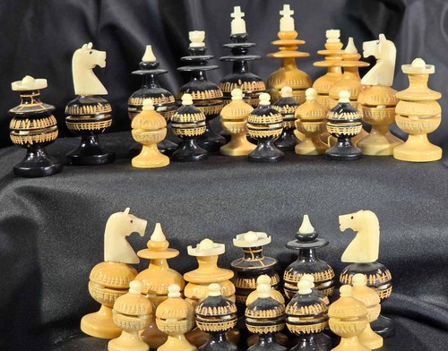 Vintage Mexican Bone Wood Tarascan Chess Set Pieces Only