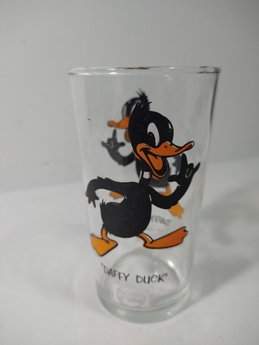 Vintage 1973 "DAFFY DUCK” Warner Bros Looney Tunes Pepsi Collector Series Glass