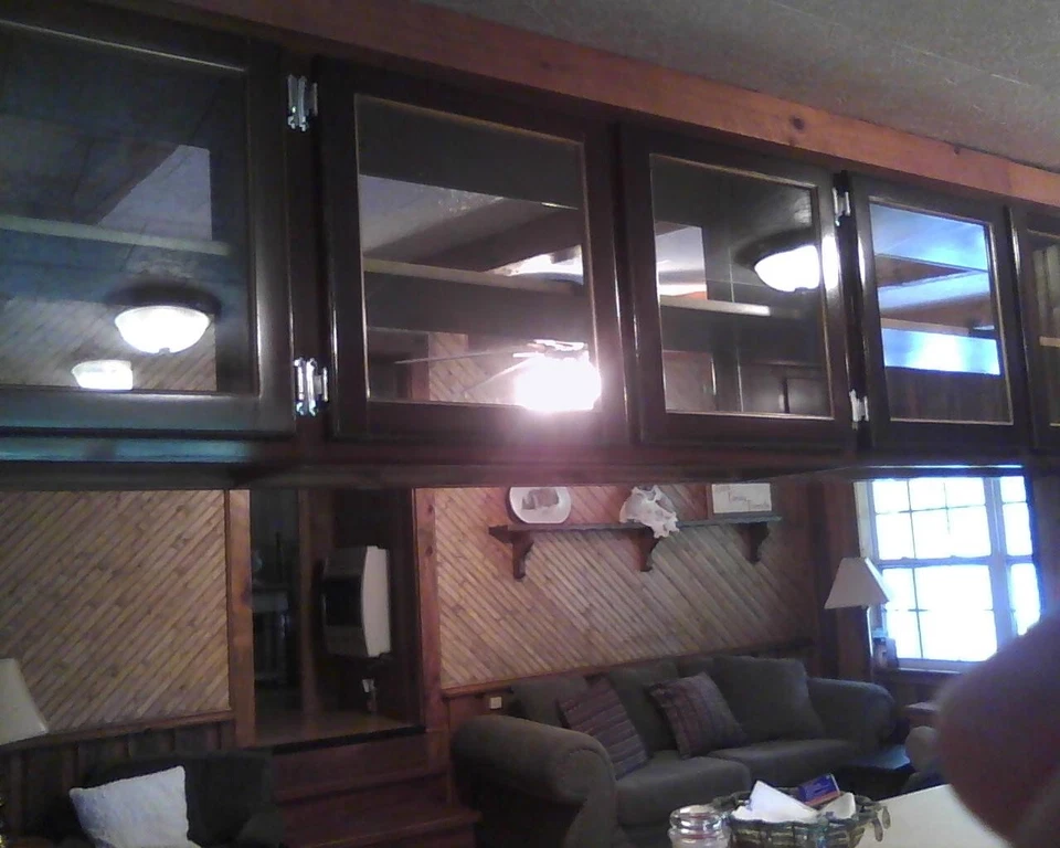 Kitchen Glass see thru Hanging Cabinet, solid Wood, 9ft 4" X 21" X 14" 3 shelves - Image 4 of 4