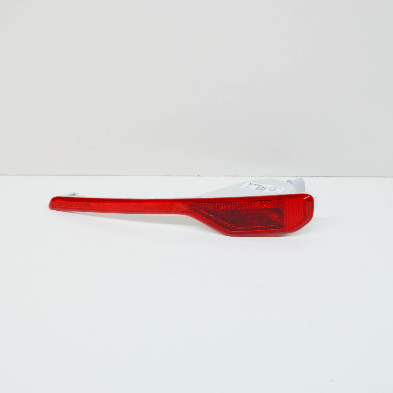 VOLVO XC40 Rear Right Bumper Reflector Plate 31656866 NEW GENUINE | eBay