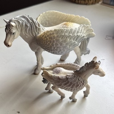 Schleich Bayala Pegasus Collectible Figurines Set of 2 