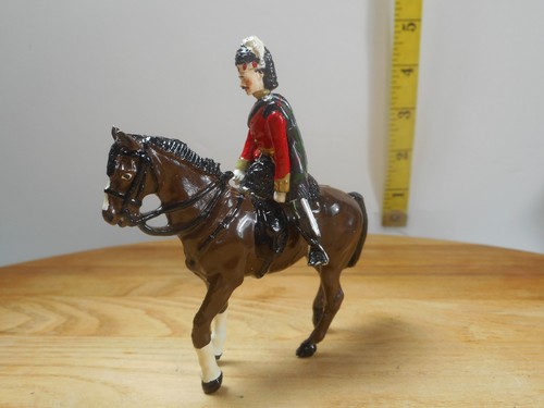 Soldatini giocattolo ducali, ufficiale Argyll & Sutherland Highlanders a cavallo