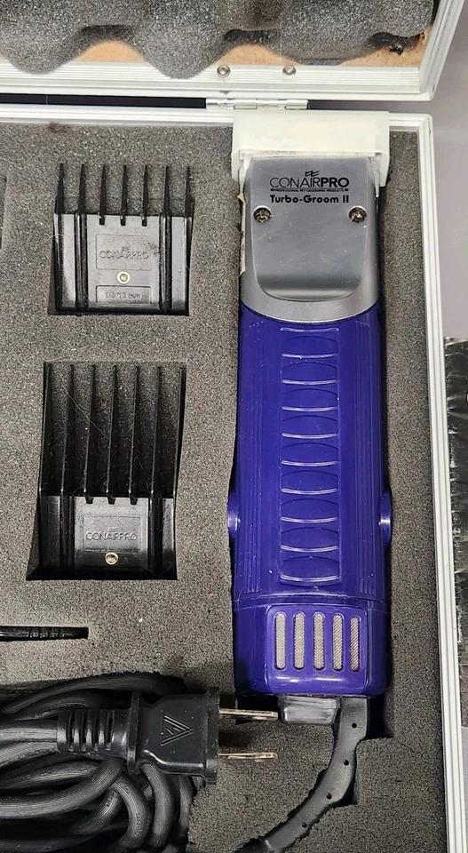 *USADO EN EXCELENTE ESTADO* Cortapelos profesionales de animales ConairPRO Turbo-Groom II con estuche, LEER Foto 2 de 4