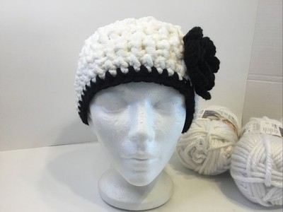 Girls Beanie Crochet White And Black Size size 6-8