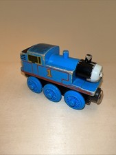 Vintage 1992 Thomas  Friends Thomas Wooden Railway Rare HTF Flat Magnets Staple