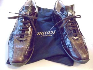 mauri alligator sneakers