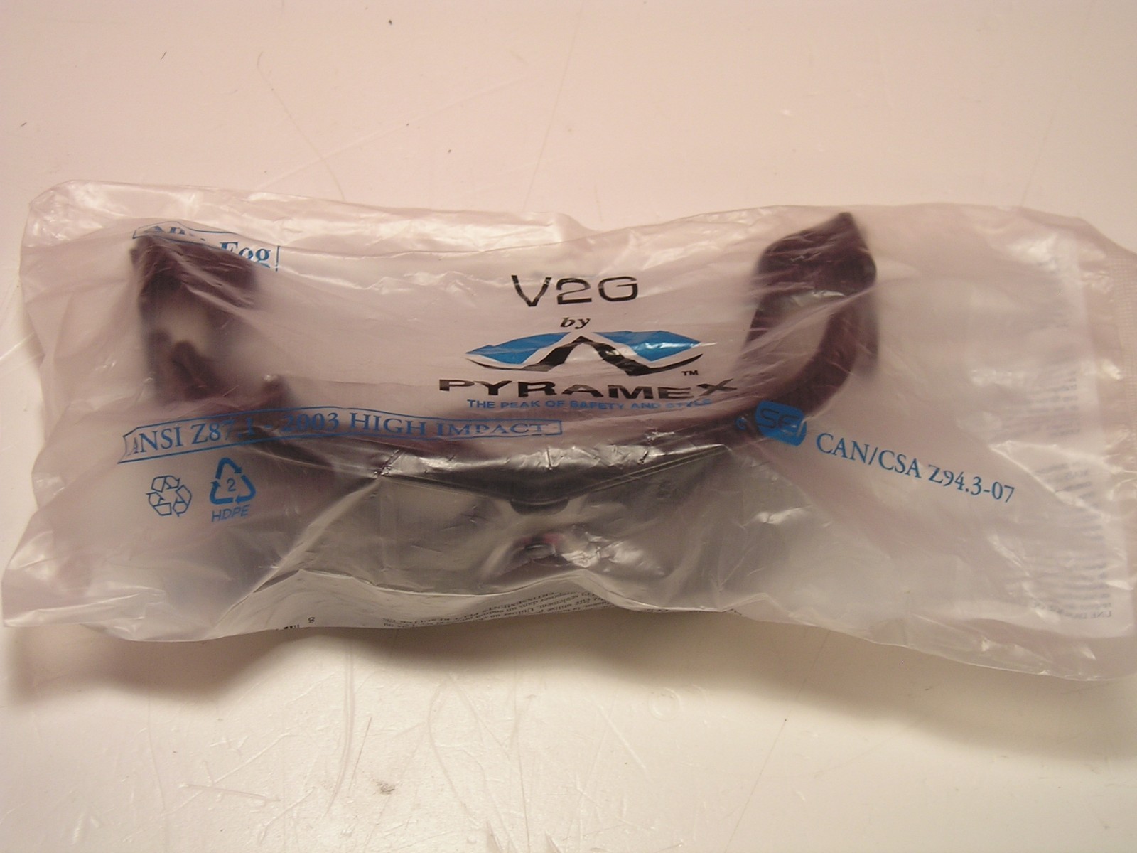 NEW PYRAMEX V2G CLEAR ANTI-FOG Z87.1 HIGH-IMPACT SAFETY GLASSES GB1810ST