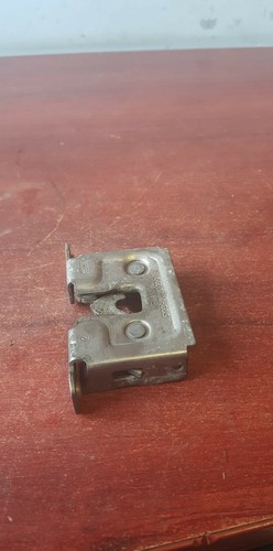 7115229 BMW 3ER E90 E91 E92 RHD MOTORHAUBE HOOD LOCK CATCH