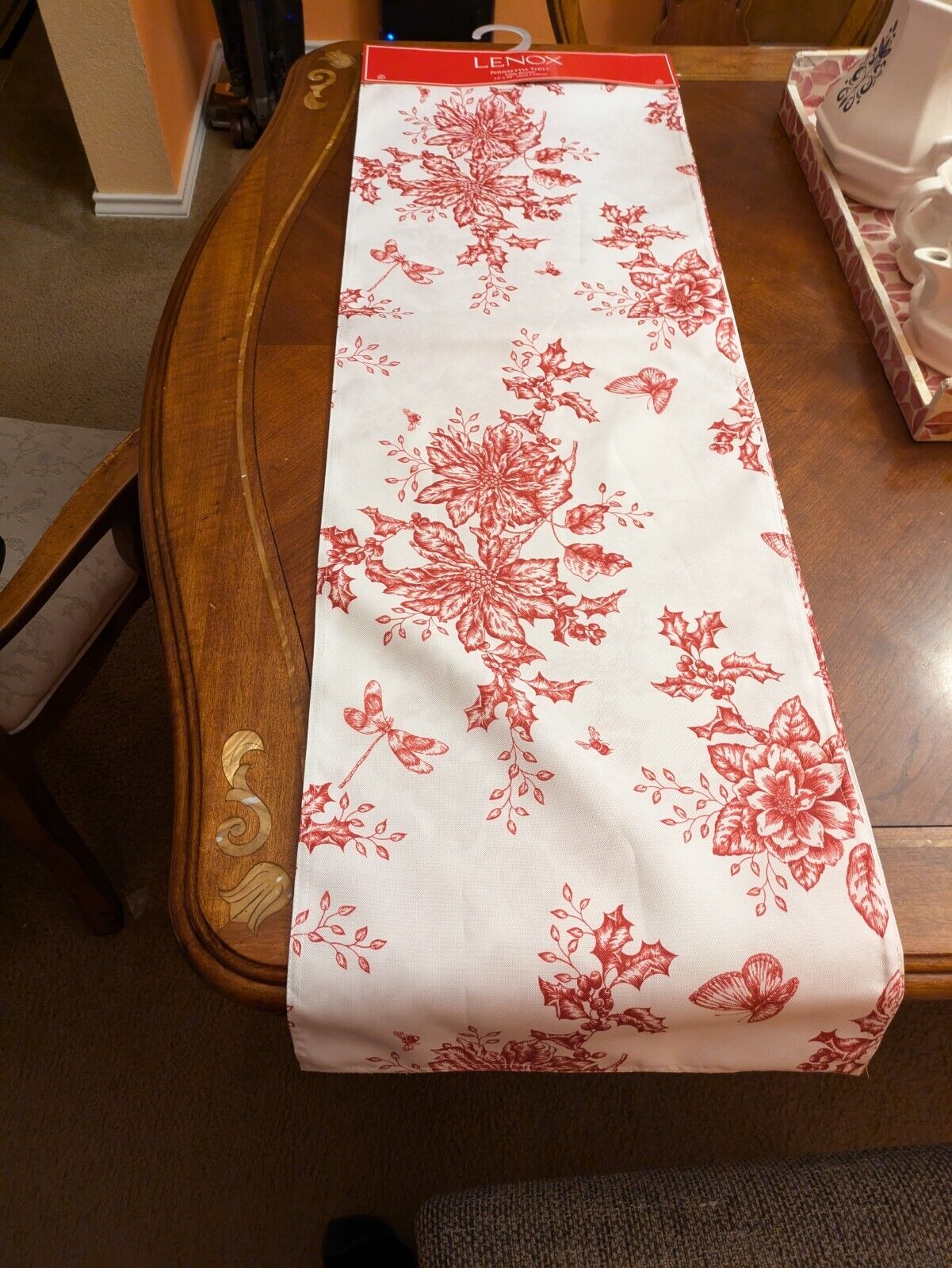 Picture 2 of 8