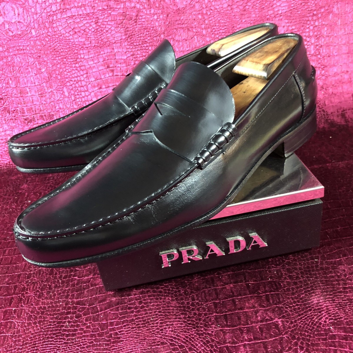 $925 Mens Midnight Black Prada Loafers Sz 10.5 UK / 11.5 US 