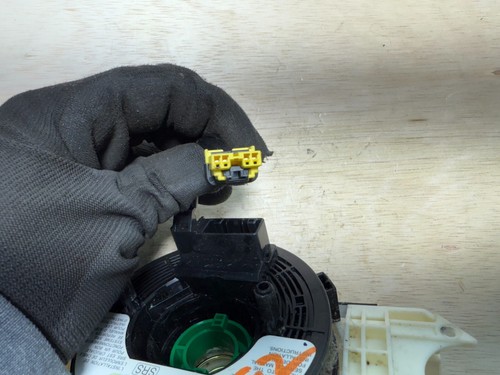 2010-2012 HONDA INSIGHT STEERING WHEEL CLOCK SPRING OEM(FOR 2010 INSIGHT) - Picture 5 of 7