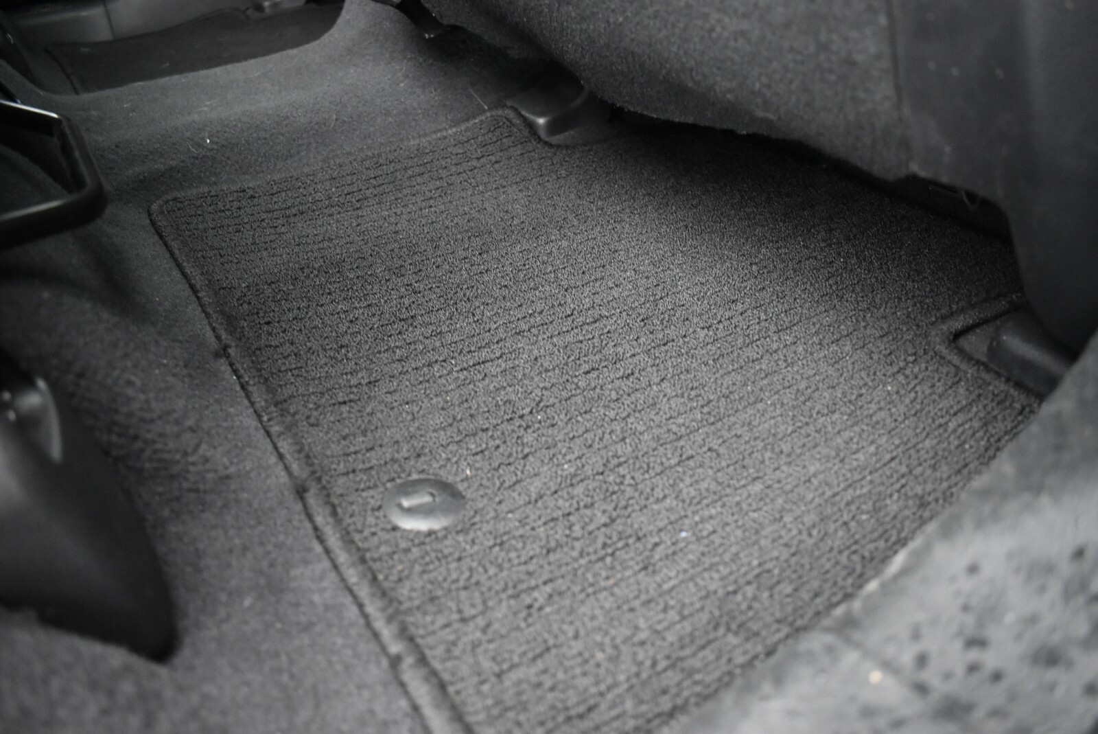 20132018 Hyundai Santa Fe Sport Floor Mats Genuine OEM Parts 4ZF14