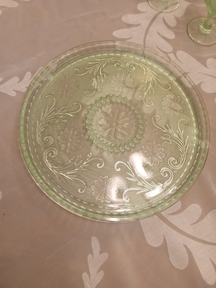 Vintage INDIANA TIARA GLASS Chantilly Green Sandwich Punch Bowl 12 Cups