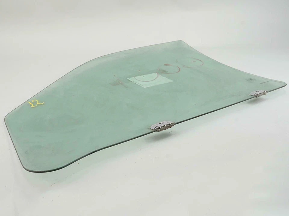 Chevrolet Uplander 2005-2009 puerta ventana vidrio pasajero delantero lado derecho OEM Foto 3 de 4