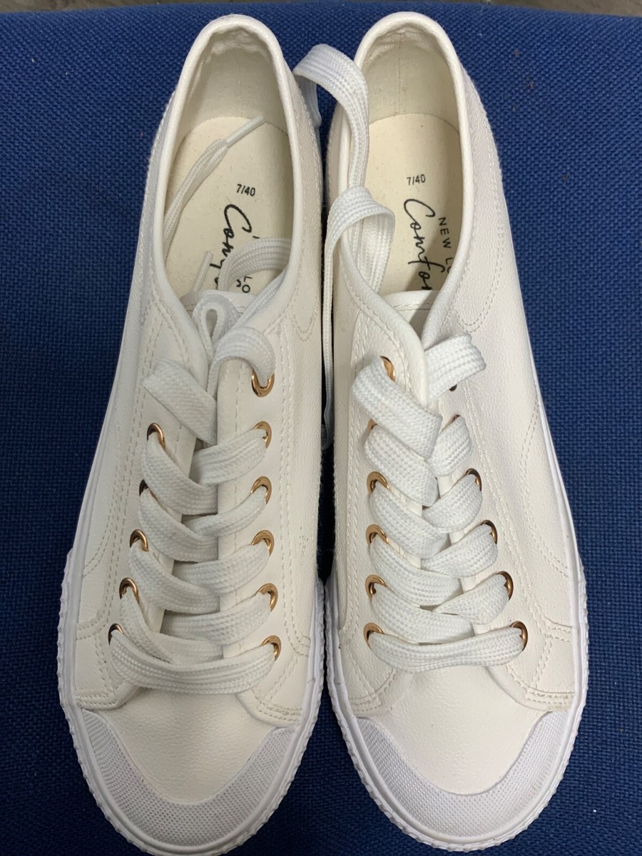 NEW LOOK White Leather-Look Lace Up Chunky