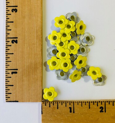 24 Yellow Flower  Eyelets  -  NEW