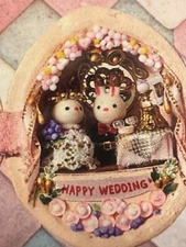 NEW IN BOX, CuteBee DIY house, Seed World Miniature scenes from Walnut Shells