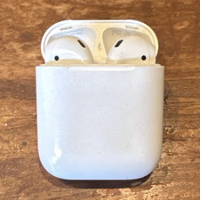 Apple AirPods White In-Ear Wireless Bluetooth Earbuds w/ Charging Case Mic