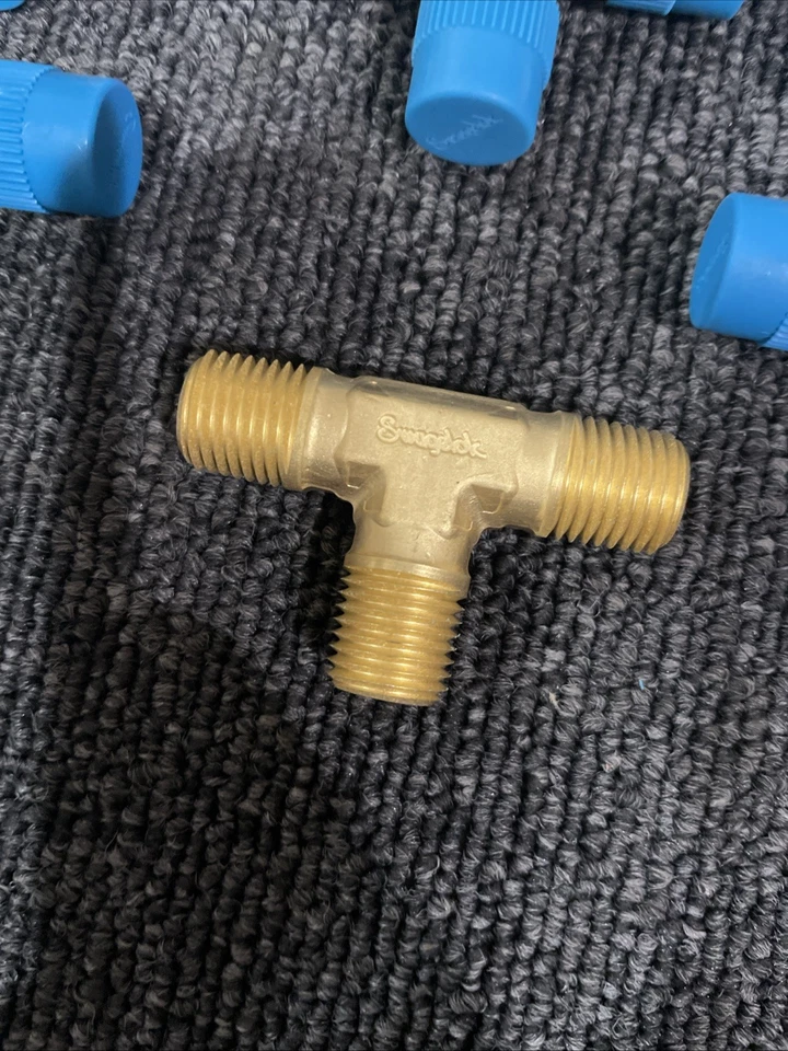 (10) Swagelok B-4-MT 1/4" MNPT Brass Tee Pipe Fitting - Image 3 of 4