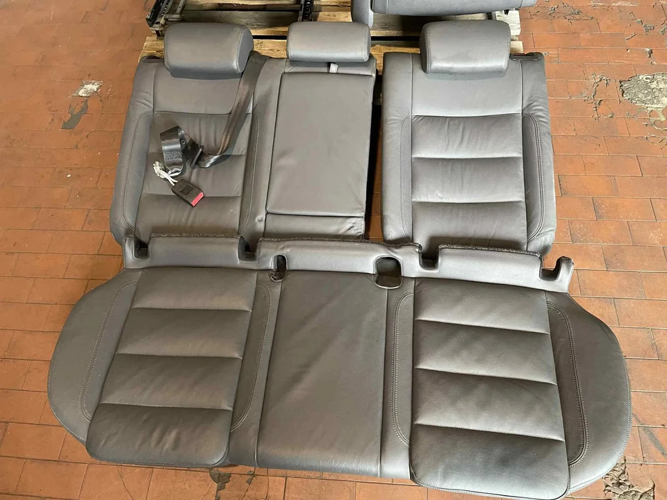 SET 5 SEDILI IN PELLE GRIGIA VW VOLKSWAGEN GOLF V 5 2003 - 2008 5 PORTE - Immagine 2 di 4