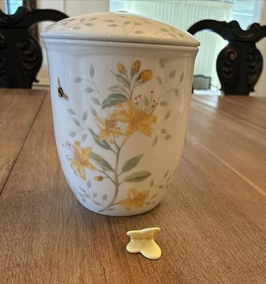 Lenox BLUE Butterfly Meadow & Bees Medium 7.25'' Canister NEEDS REPAIR