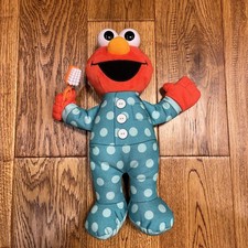Sesame Street Brushy Brush Elmo Talking 12" Plush Animal 2019 Hasbro Works