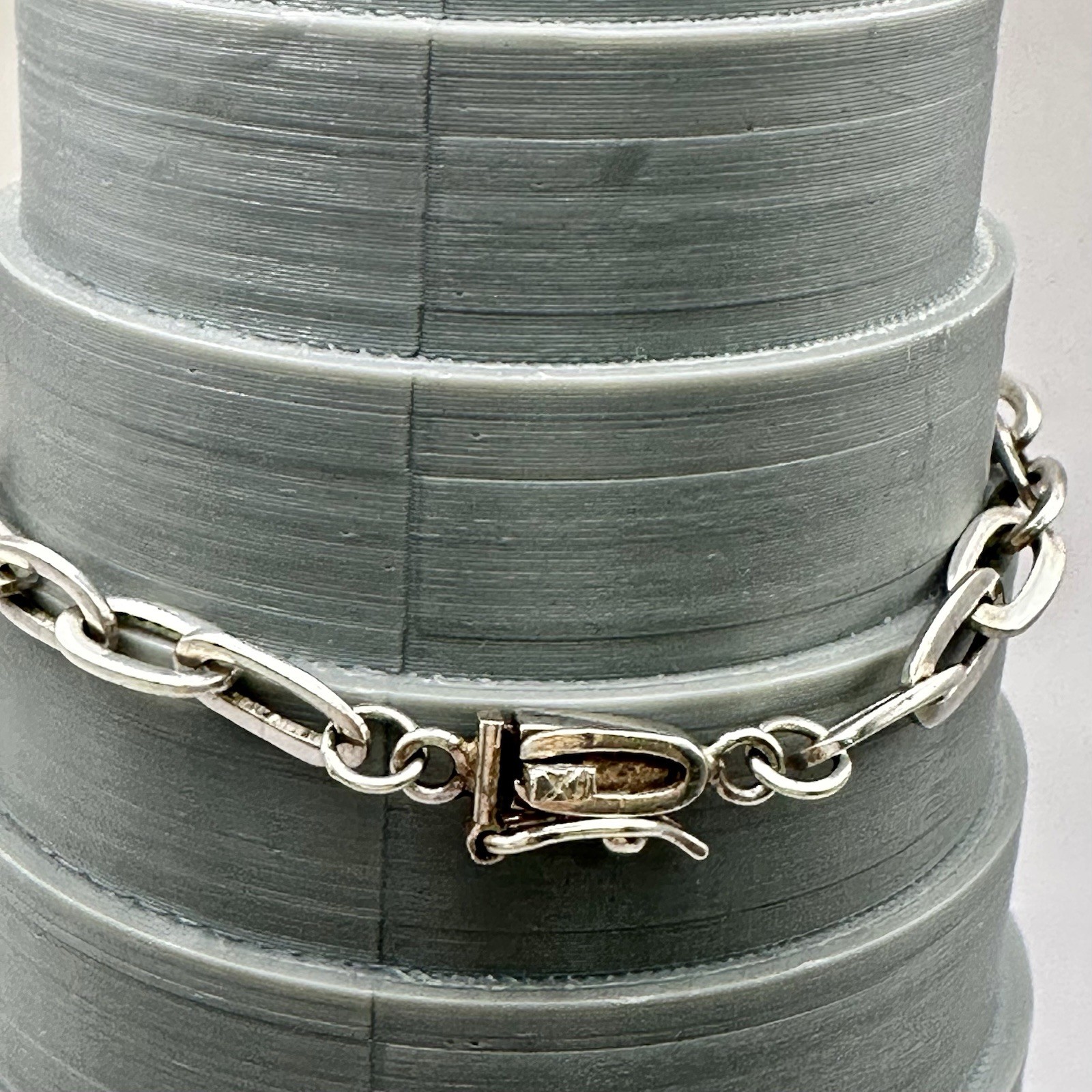 Clip Chain Link Bracelet Secure Box Clasp Boma Sterling Silver 7 1/4 Inches Long