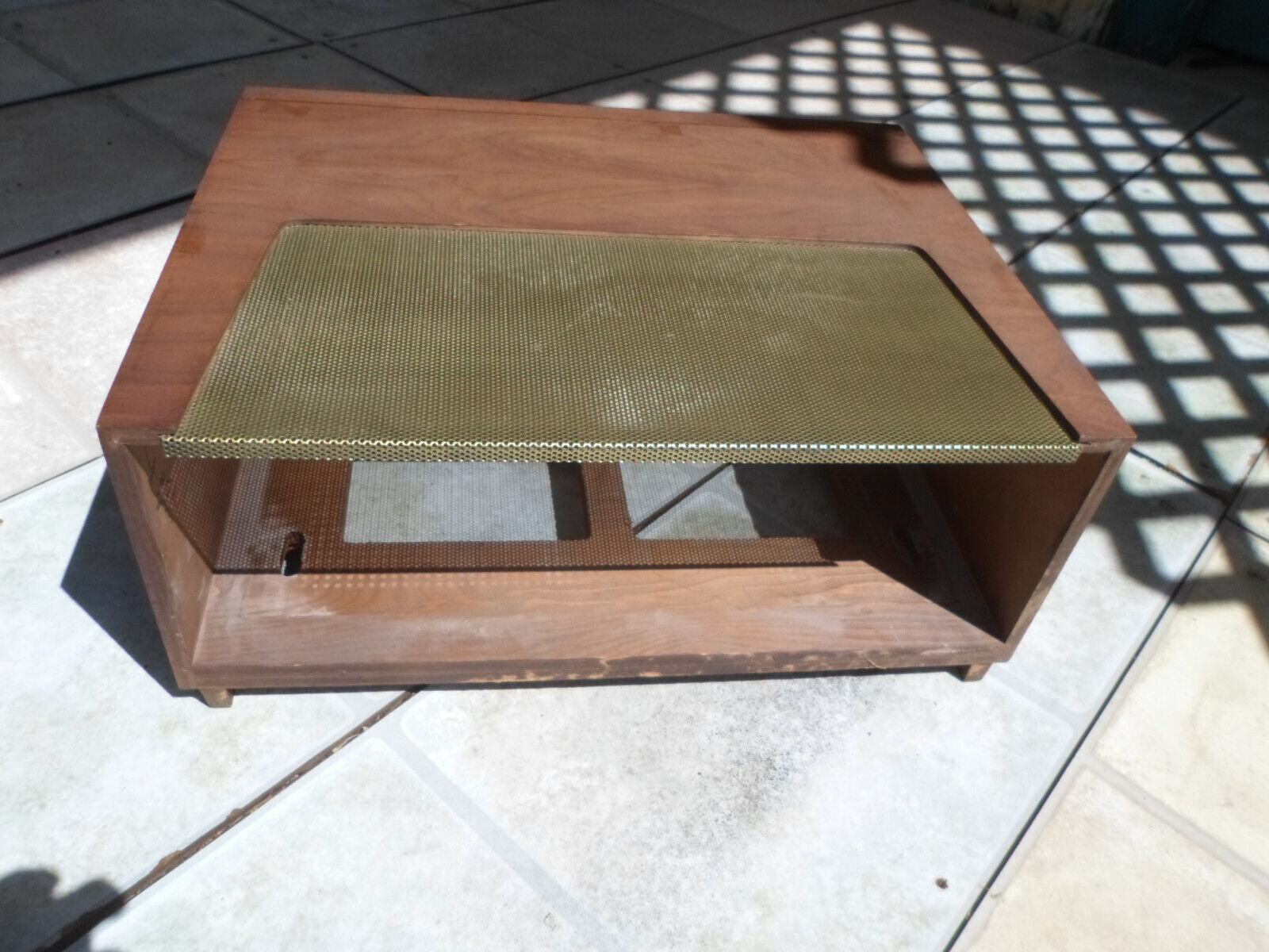 Picture 3 of 4