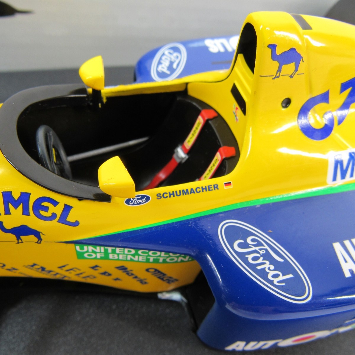 Michael Schumacher 19 Camel Benetton Ford Minichamps Scale 1:18