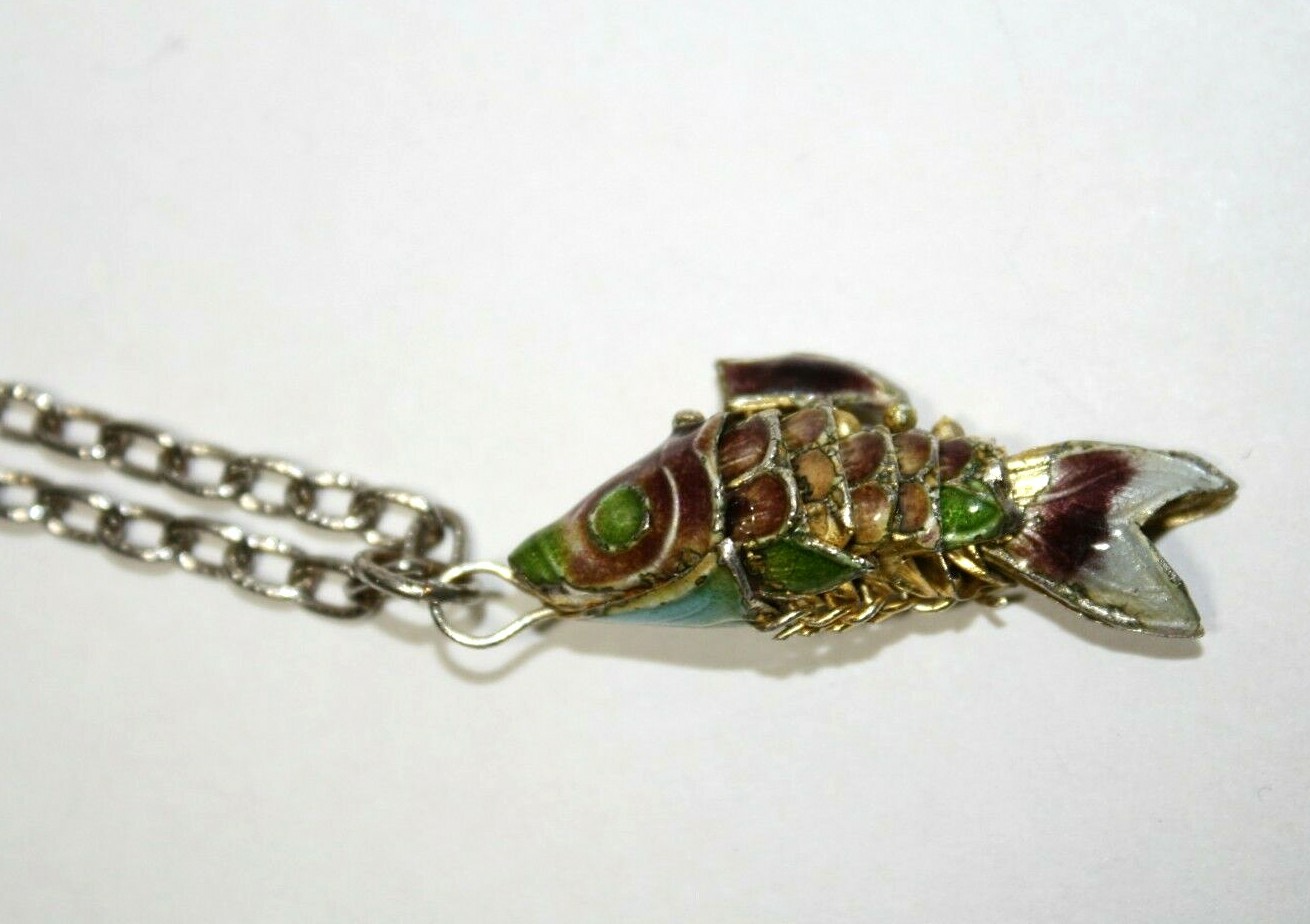 Vintage Articulated Enamel Fish Pendant Necklace Gem