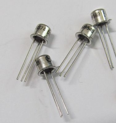 4 Stück - BSS74 HV PNP Transistor - MOTOROLA TO18    - 4pcs