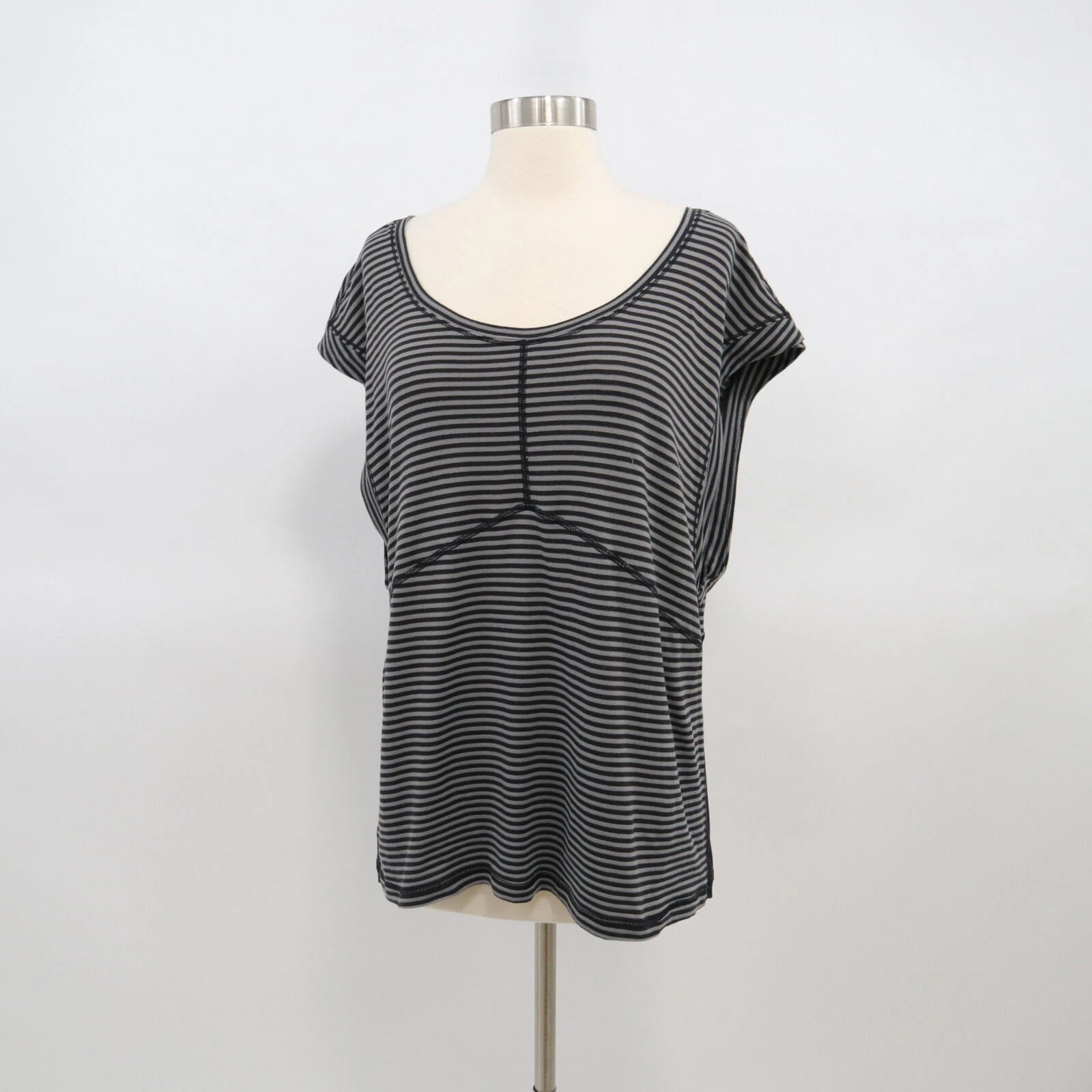 lululemon get sweat tee silver stripe slat mesh back shirt