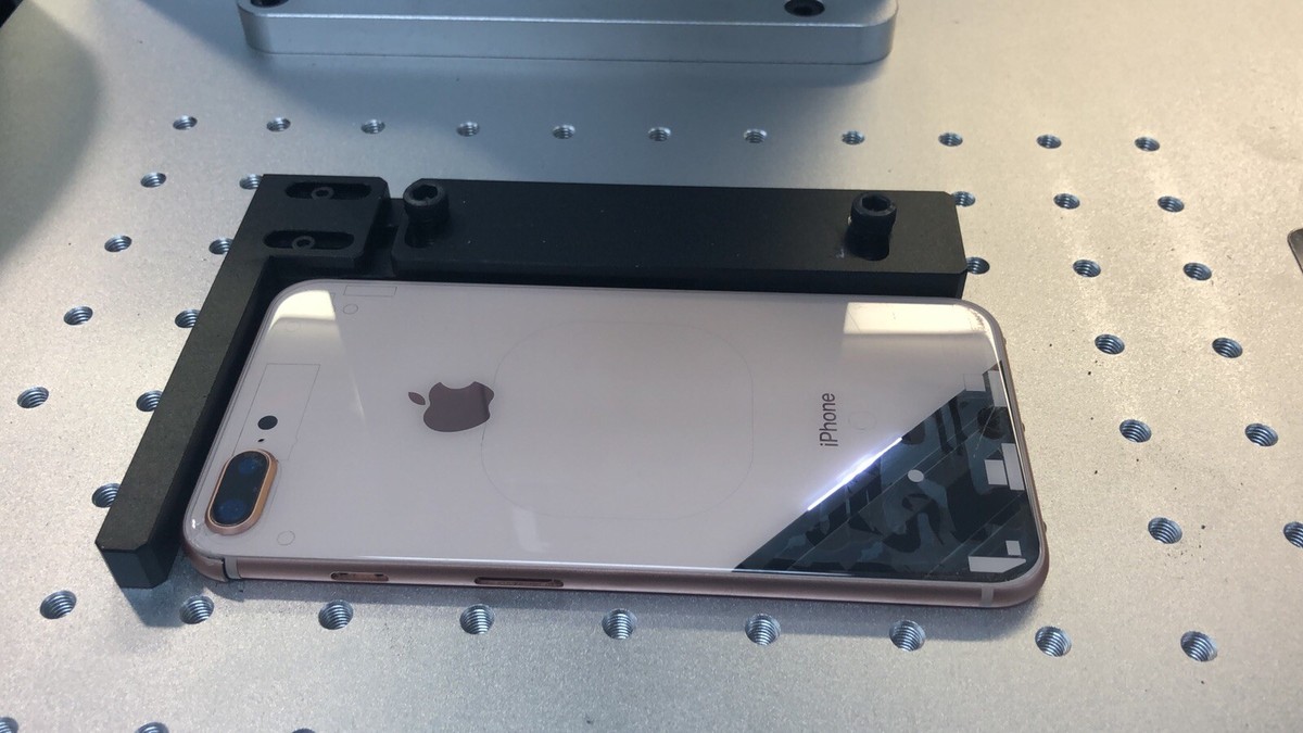 iPhone X / XS / XR / XS Max Cracked Back Glass Repair | eBay iPhone X / XS / XR / XS Max Cracked Back Glass Repair | eBay