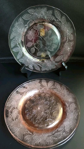 4 Pink MacBETH-EVANS Dogwood Pink Depression Glass Plates 8"