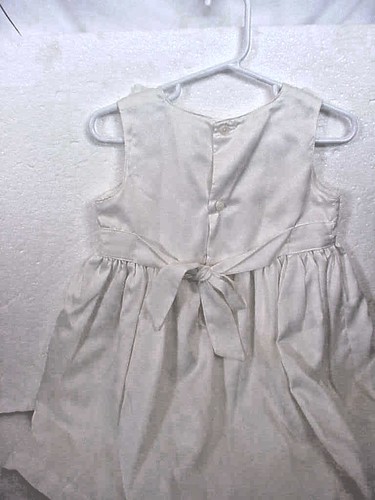 CARTERS SIZE 24 MONTHS WHITE DRESS BODICE WHITE ROSES SLEEVELESS - Picture 3 of 4