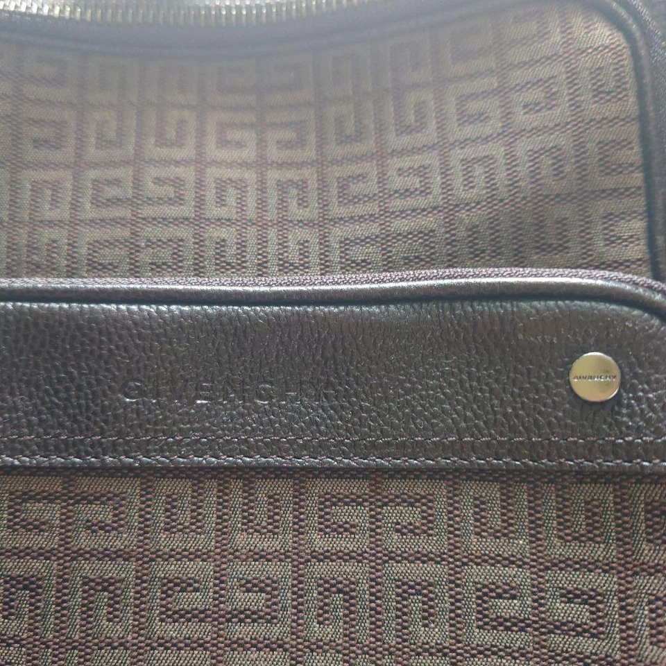 GIVENCHY Monogram Canvas Genuine Leather Shoulder Bag Brown From Japan - Image 4 of 4