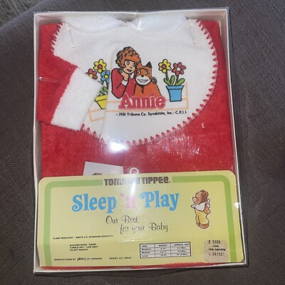 Vintage 1981   Tommee Tippee Annie  Sleep n Play  NOS