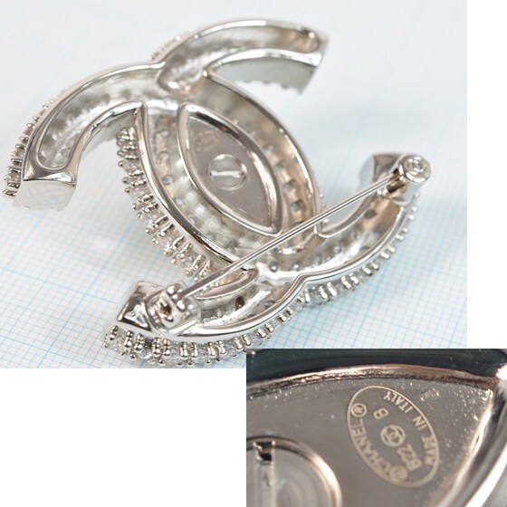 【時を刻む美】【CHANEL】Brooch l Diamantes Chanel Diamond Brochette Lapel Pin | Chairish